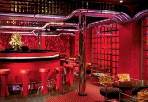 El Cinn-a-bar con su curiosa decoración